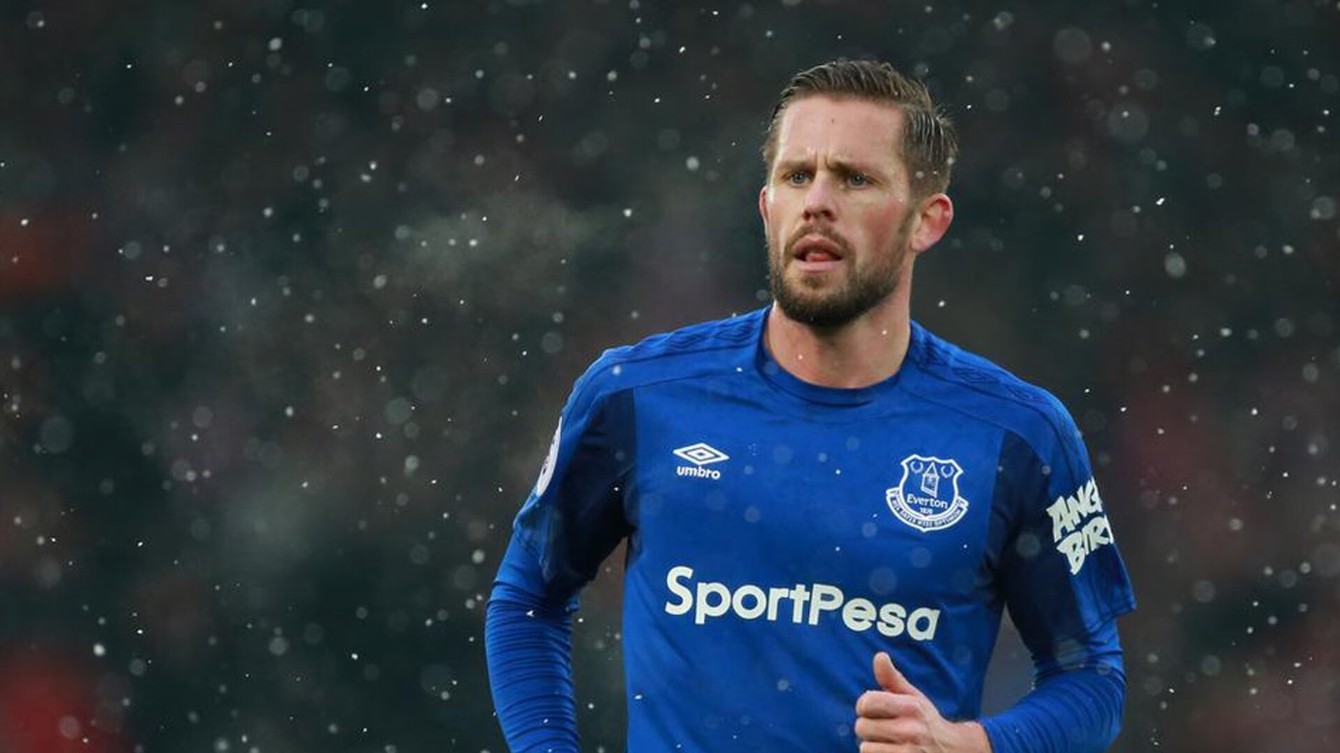 尤文轻取芬兰，加维关键回合不手软，当少年肩膀扛起一个国家的黎明