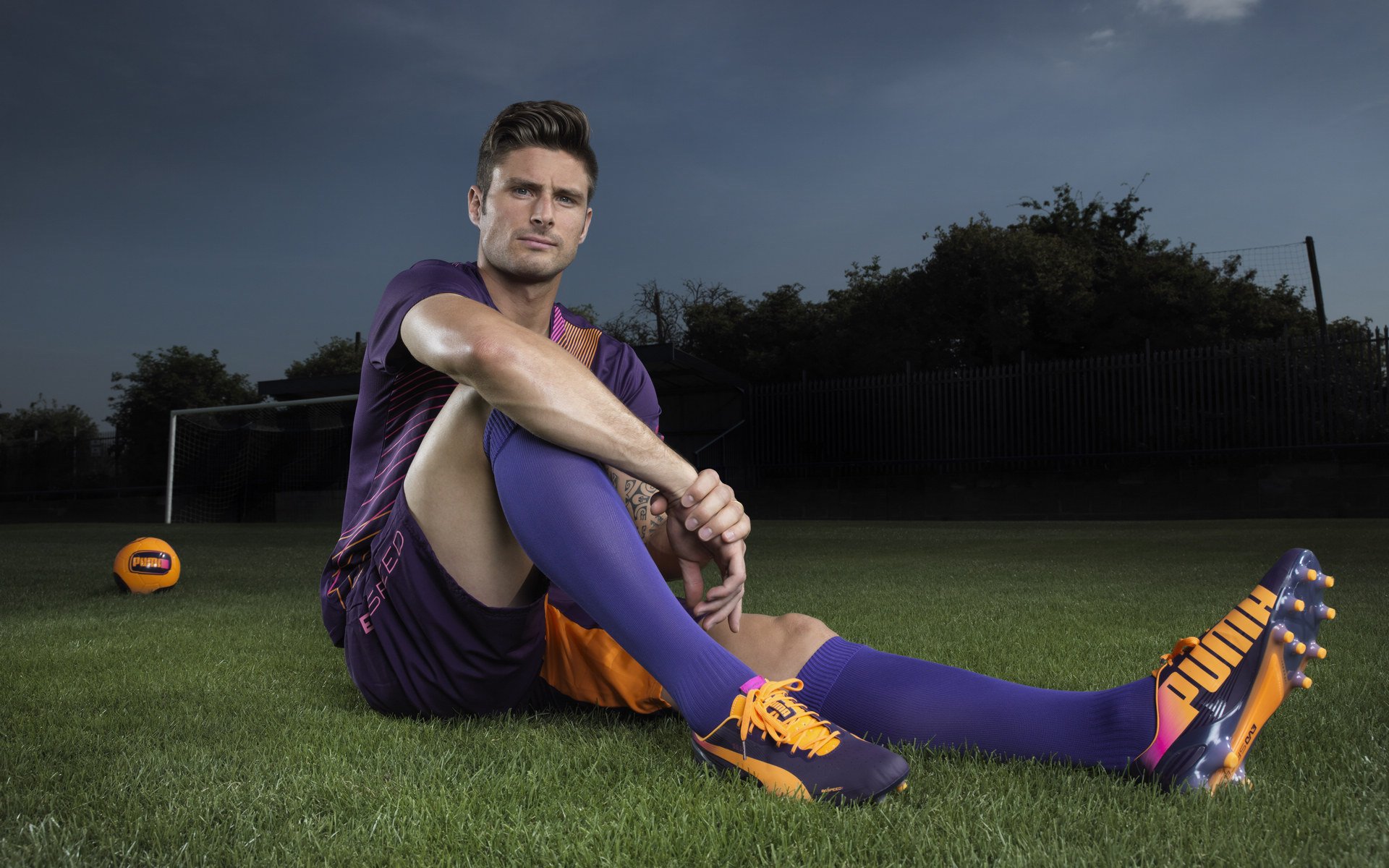 老鹰精神与英超铁血，硬仗基因如何跨越赛场定义胜利